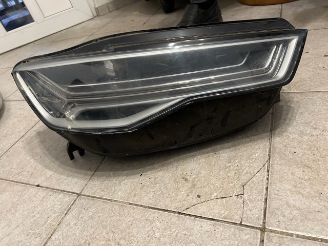 bontott AUDI A6 C7 Jobb Ledes Fényszóró