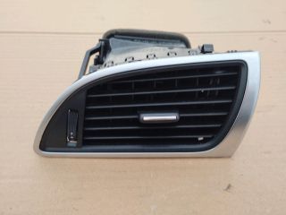 bontott AUDI A6 C7 Jobb Szellőző