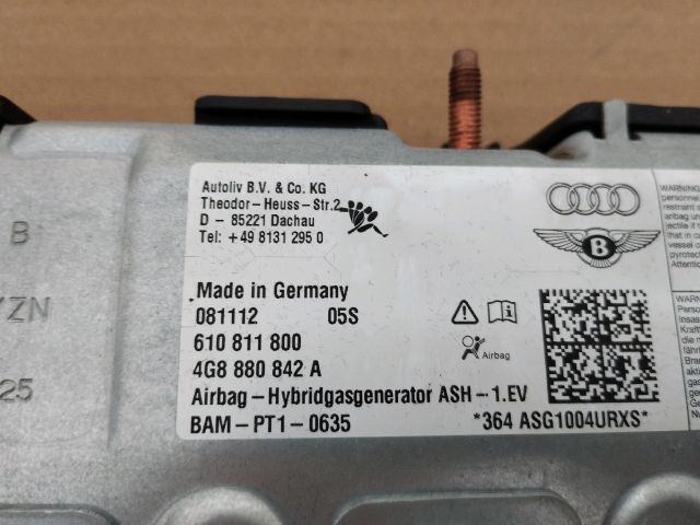 bontott AUDI A6 C7 Jobb Térdlégzsák