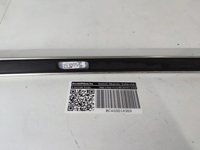 bontott AUDI A6 C7 Jobb Tetősín