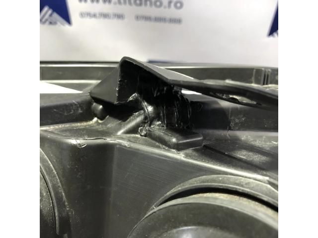 bontott AUDI A6 C7 Jobb Xenon Fényszóró