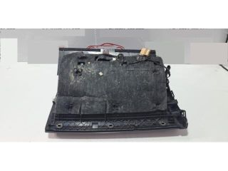 bontott AUDI A6 C7 Kesztyűtartó