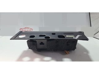 bontott AUDI A6 C7 Kesztyűtartó