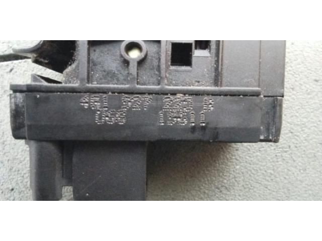 bontott AUDI A6 C7 Kézifék Kapcsoló