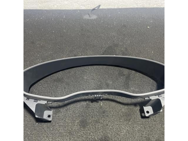 bontott AUDI A6 C7 Kilométeróra Keret