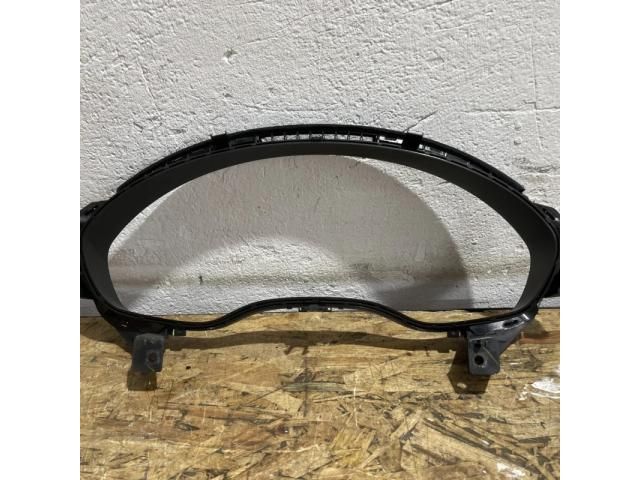 bontott AUDI A6 C7 Kilométeróra Keret