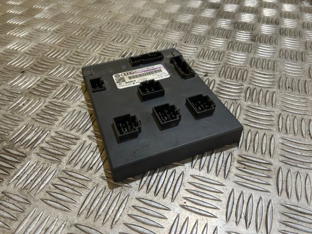 bontott AUDI A6 C7 Komfort Elektronika