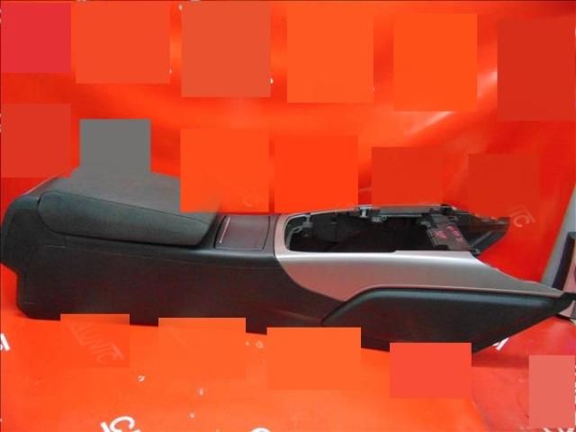 bontott AUDI A6 C7 Könyöklő