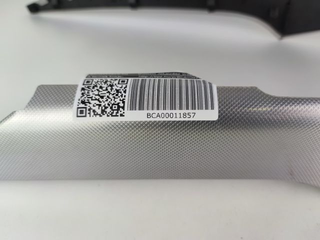 bontott AUDI A6 C7 Középkonzol Keret