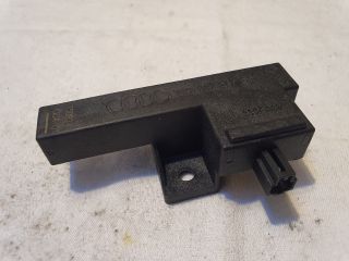 bontott AUDI A6 C7 Kulcs Nélküli Nyitás Jeladó