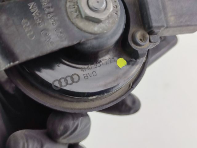 bontott AUDI A6 C7 Kürt