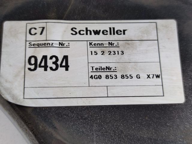 bontott AUDI A6 C7 Küszöb Burkolat