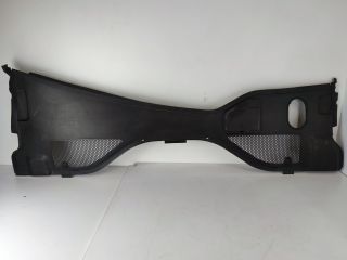 bontott AUDI A6 C7 Levélrács