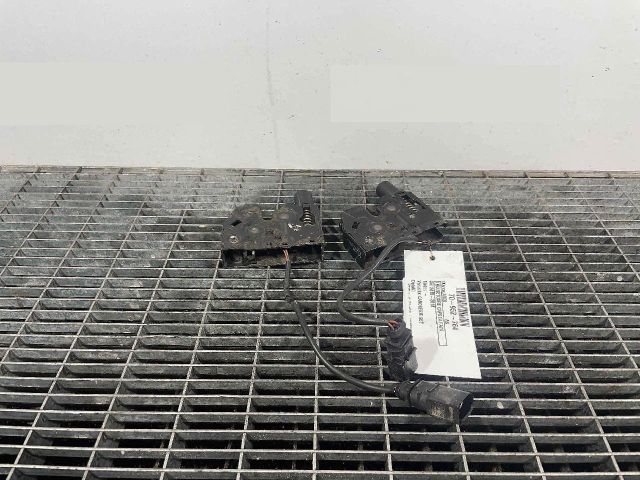 bontott AUDI A6 C7 Motorháztető Zárszerkezet