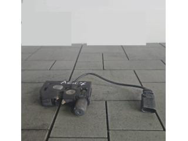 bontott AUDI A6 C7 Motorháztető Zárszerkezet