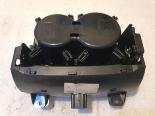 bontott AUDI A6 C7 Pohártartó