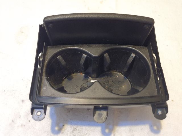 bontott AUDI A6 C7 Pohártartó