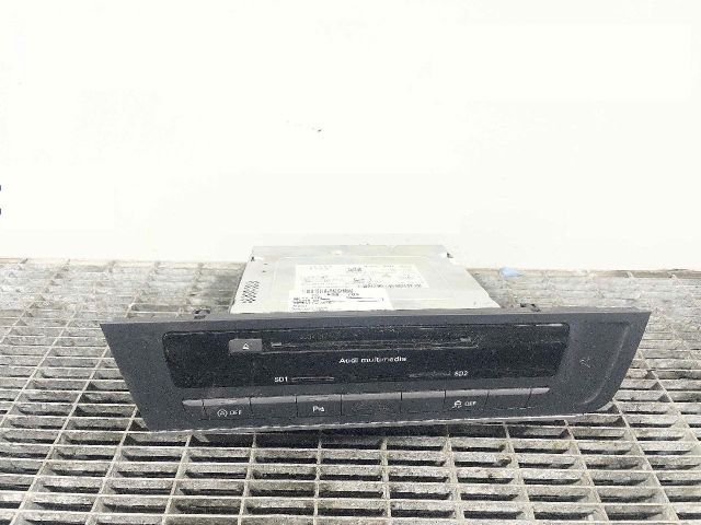 bontott AUDI A6 C7 Rádió / CD