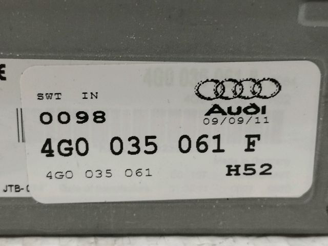 bontott AUDI A6 C7 Rádió / CD