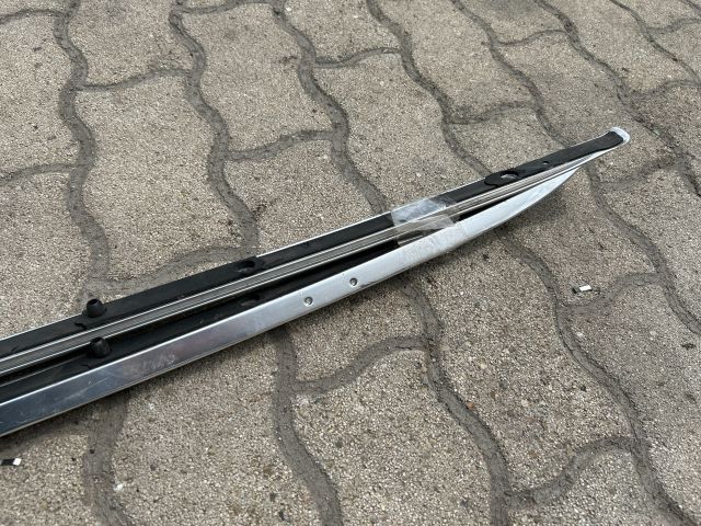 bontott AUDI A6 C7 Tetősín Pár