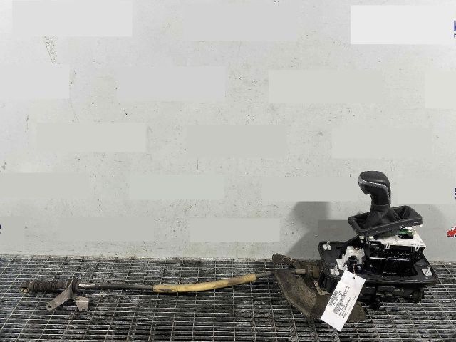 bontott AUDI A6 C7 Váltógomb