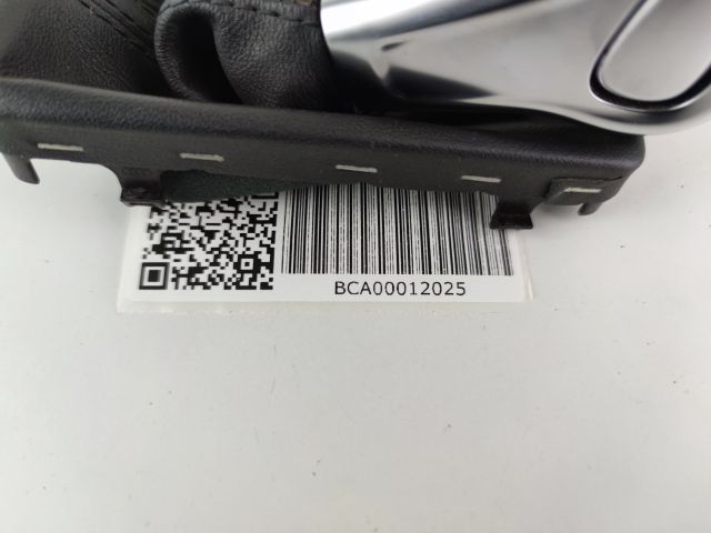 bontott AUDI A6 C7 Váltógomb