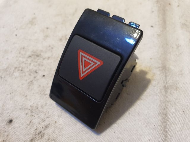 bontott AUDI A6 C7 Vészvillogó Kapcsoló