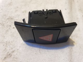 bontott AUDI A6 C7 Vészvillogó Kapcsoló