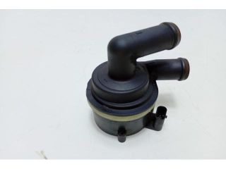 bontott AUDI A6 C7 Vízpumpa Dörzskerék (Elektromos)