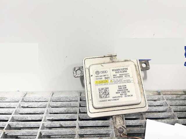 bontott AUDI A6 C7 Xenon Trafó