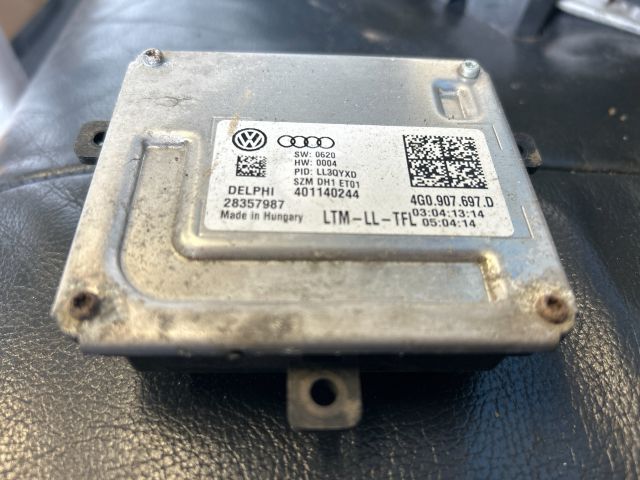 bontott AUDI A6 C7 Xenon Trafó