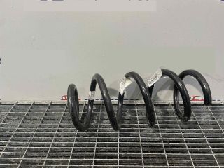 bontott AUDI A6 C8 Első Rugó