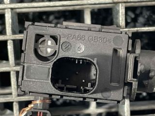 bontott AUDI A6 C8 Jeladó (Magában)