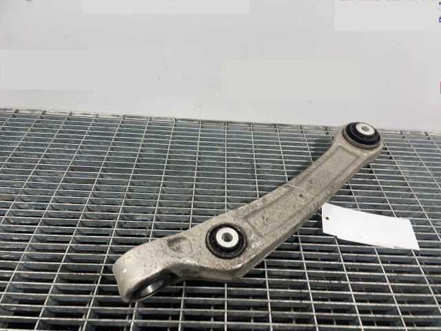 bontott AUDI A6 C8 Jobb első Lengőkar