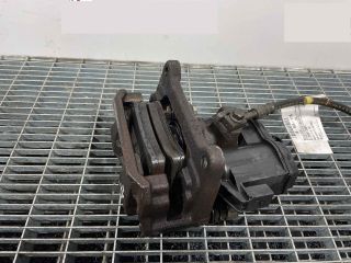 bontott AUDI A6 C8 Jobb hátsó Féknyereg Munkahengerrel