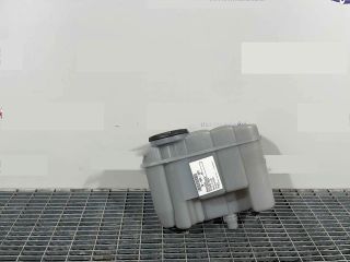 bontott AUDI A6 C8 Kiegyenlítő Tartály