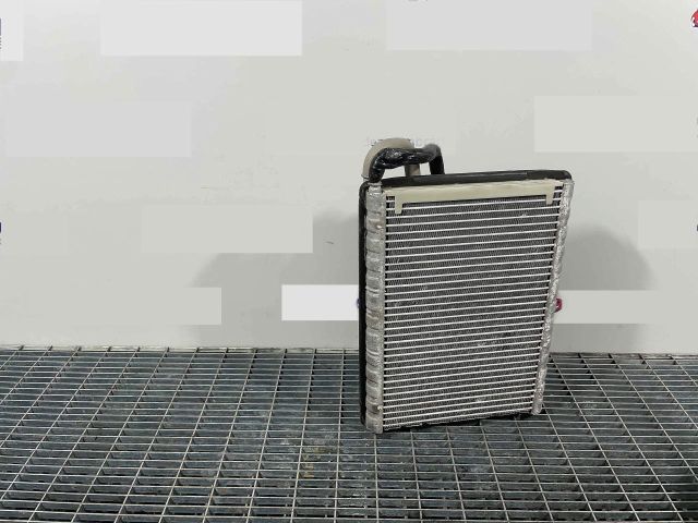 bontott AUDI A6 C8 Klímahűtő Radiátor