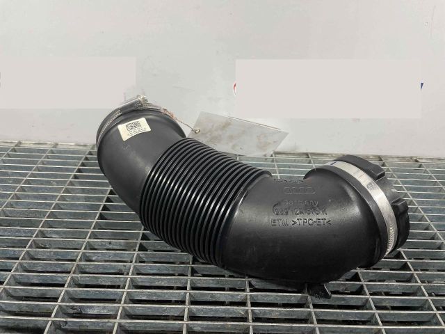 bontott AUDI A6 C8 Légbeömlő Cső