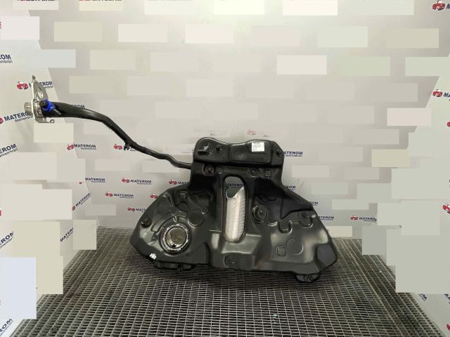 bontott AUDI A6 C8 Tank