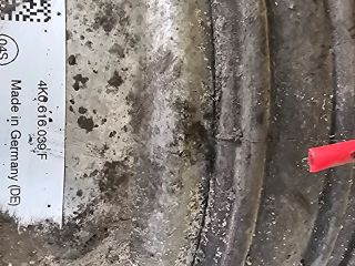 bontott AUDI A6 C8 Bal első Rugó