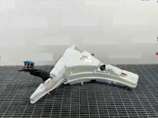 bontott AUDI A6 C8 Ablakmosó Tartály