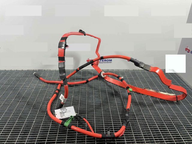 bontott AUDI A6 C8 Akkumulátor Saru