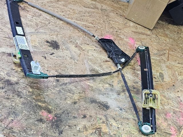 bontott AUDI A6 C8 Bal első Ablakemelő Szerkezet (Elektromos)