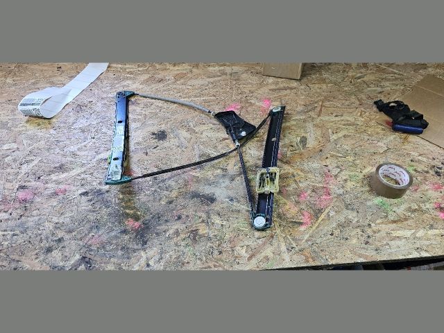 bontott AUDI A6 C8 Bal első Ablakemelő Szerkezet (Elektromos)