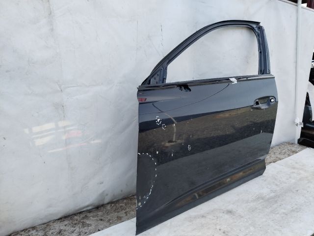 bontott AUDI A6 C8 Bal első Ajtó (Üres lemez)