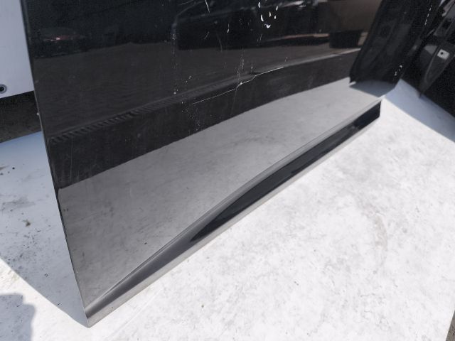 bontott AUDI A6 C8 Bal első Ajtó (Üres lemez)