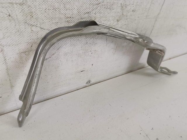 bontott AUDI A6 C8 Bal Fényszóró Tartó