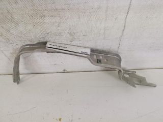 bontott AUDI A6 C8 Bal Fényszóró Tartó