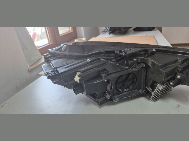 bontott AUDI A6 C8 Bal Fényszóró