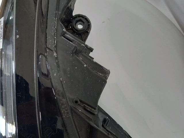 bontott AUDI A6 C8 Bal Fényszóró